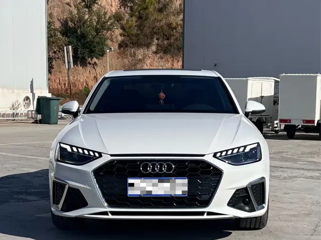 Audi A4L — Фото автомобиля 2