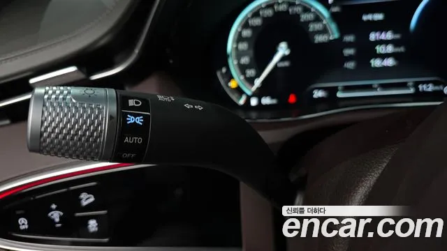 Genesis GV70 2.5T Бензин 2WD — Фото автомобиля 29