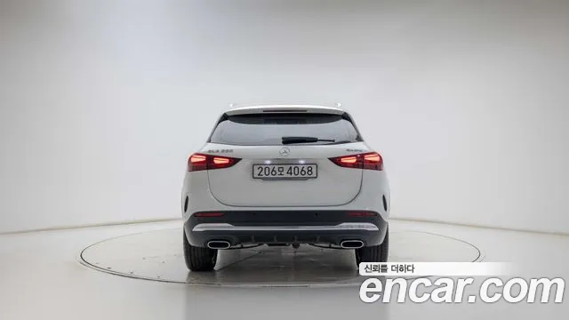 Mercedes-Benz GLA-Class H247 — Фото автомобиля 4