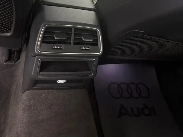 Audi A6L — Фото автомобиля 15