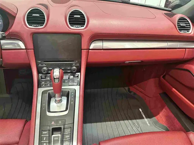 Porsche Porsche 718 2020 Boxster 2.0T — Фото автомобиля 11