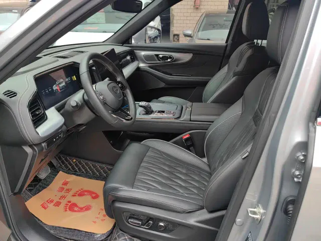 GAC Trumpchi GS8 — Фото автомобиля 4