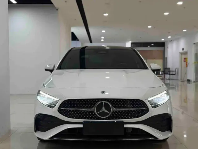 Mercedes-Benz A-Class — Фото автомобиля 2