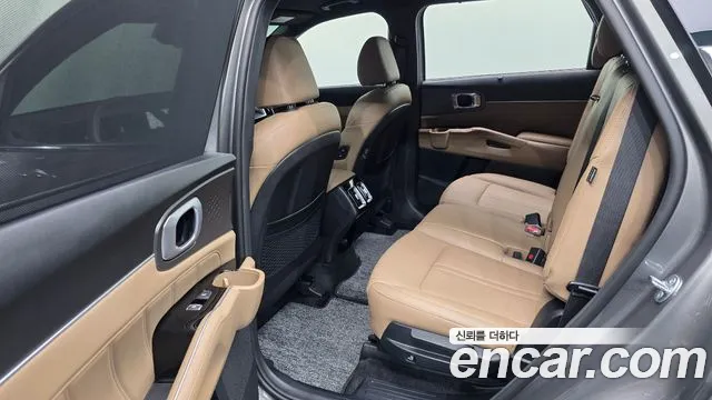 Kia Sorento Новый Sorento 4 поколение Бензин 2.5T 4WD — Фото автомобиля 11