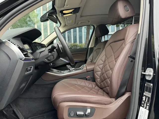 BMW X5 — Фото автомобиля 15