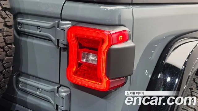 Jeep Wrangler JL — Фото автомобиля 8