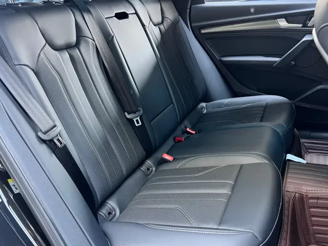 Audi Q5L — Фото автомобиля 28