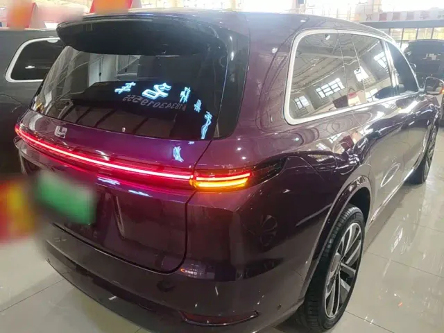 Li Auto L9 — Фото автомобиля 6