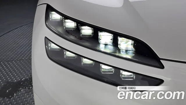 Genesis GV60 — Фото автомобиля 20