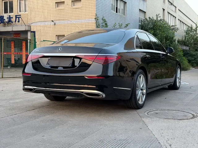 Mercedes-Benz S-Class — Фото автомобиля 17