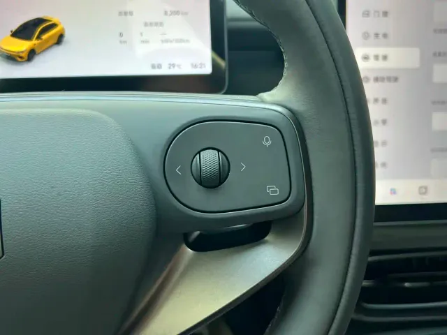 Leapmotor Lafa 5 — Фото автомобиля 25