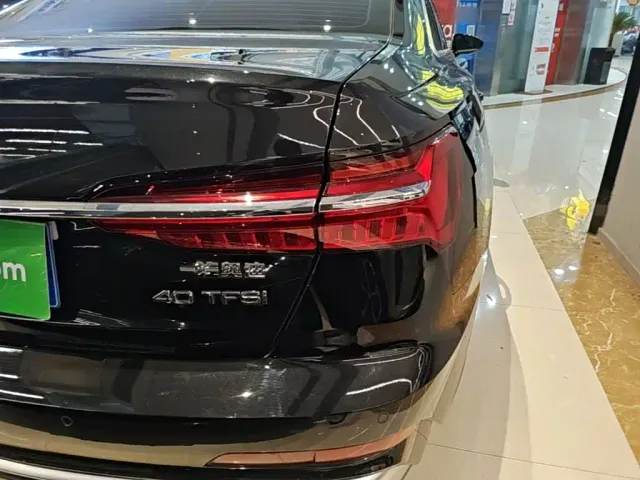Audi A6L — Фото автомобиля 23