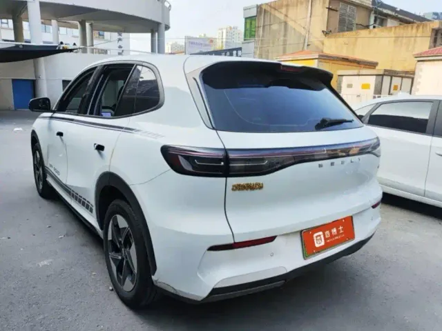 Geely Galaxy E5 — Фото автомобиля 8