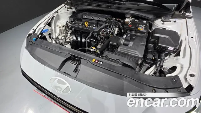 Hyundai Avante CN7 — Фото автомобиля 6