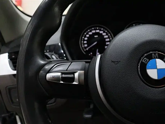 BMW X1 — Фото автомобиля 17