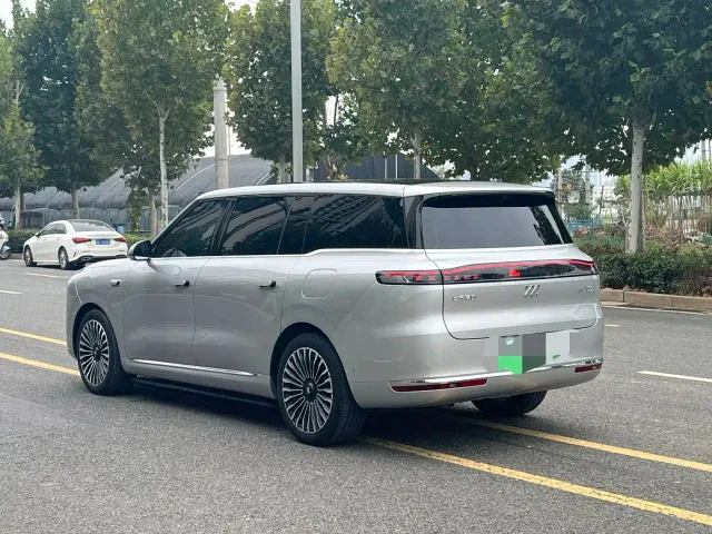 IM Motors LS9 — Фото автомобиля 9