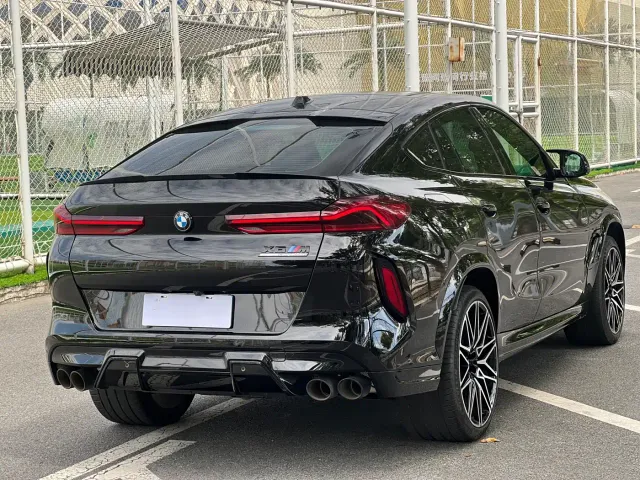 BMW X6 M — Фото автомобиля 6