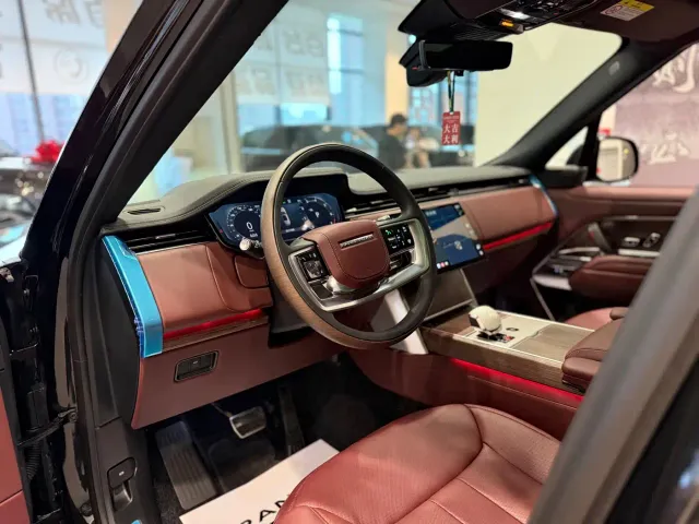Land Rover Range Rover — Фото автомобиля 6