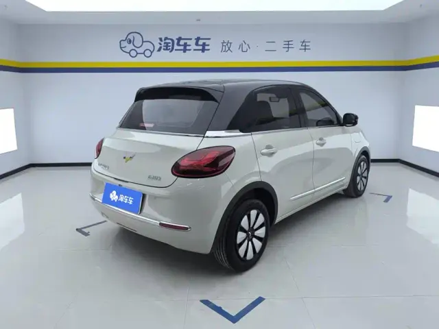Wuling Bingo — Фото автомобиля 3