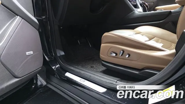 Cadillac XT6 — Фото автомобиля 13