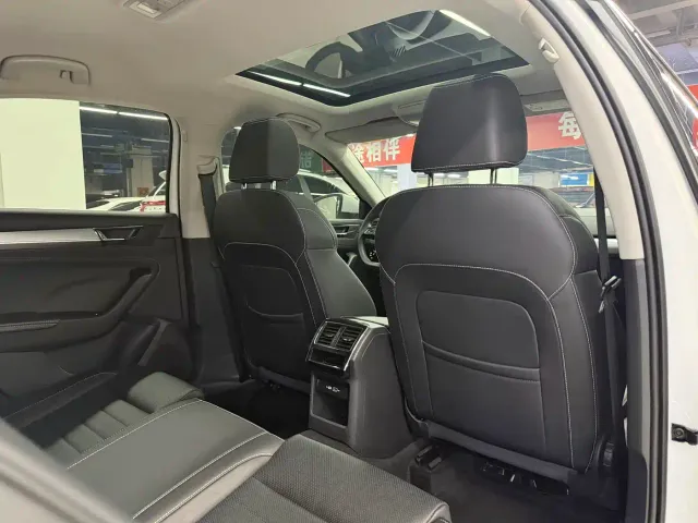 Skoda Superb — Фото автомобиля 6