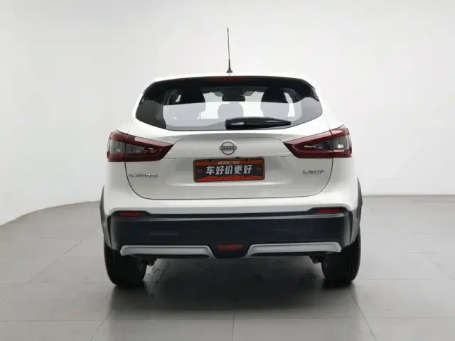 Nissan Qashqai — Фото автомобиля 4