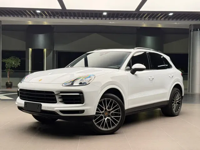 Фотография автомобиля — Porsche Cayenne