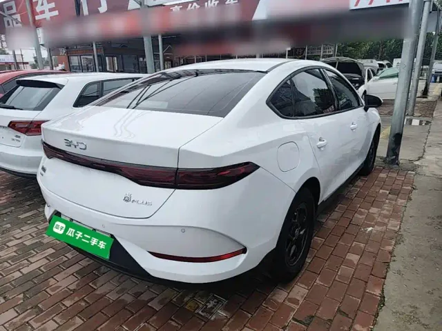 BYD Qin PLUS — Фото автомобиля 6