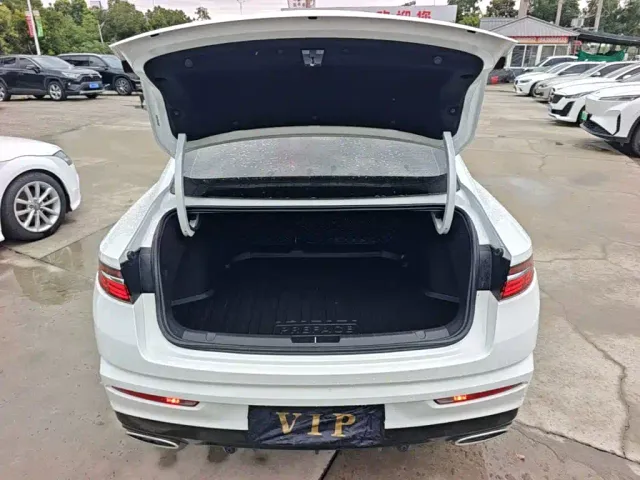 Geely Xingrui — Фото автомобиля 18