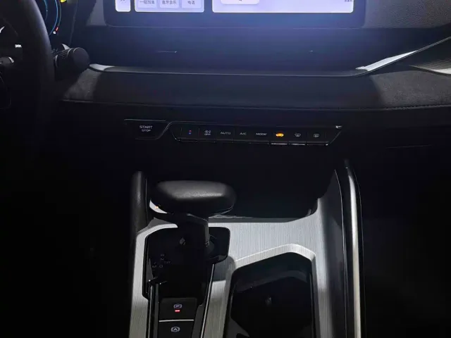 Geely Xingrui — Фото автомобиля 7