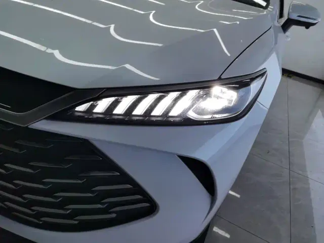 BYD Qin PLUS — Фото автомобиля 5