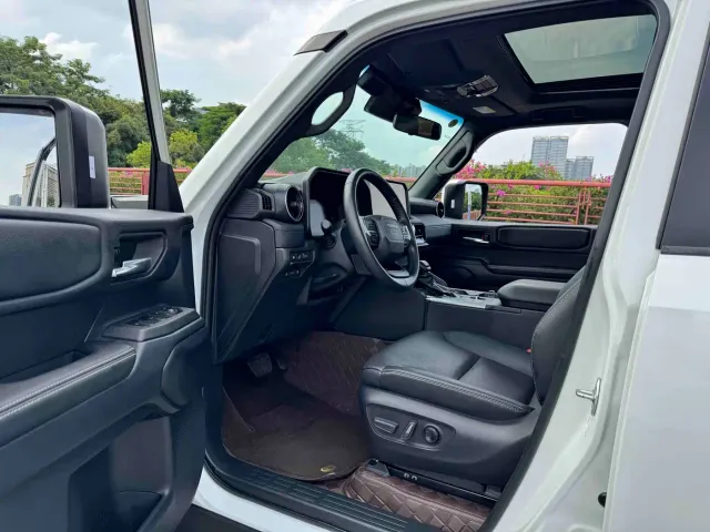 Toyota Prado — Фото автомобиля 6