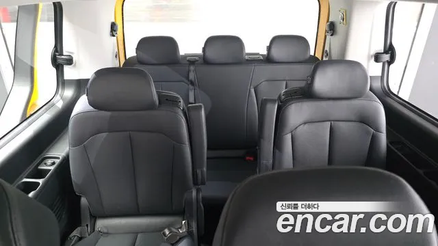Hyundai Staria Staria L3.5 Школьный автобус — Фото автомобиля 13