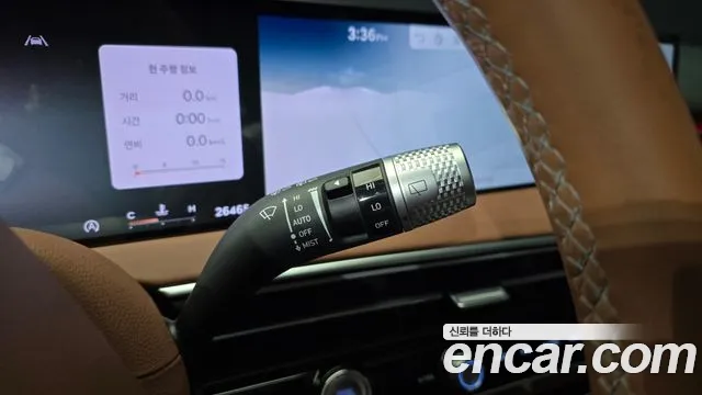 Genesis GV70 — Фото автомобиля 23