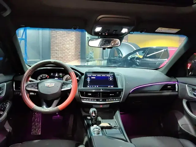 Cadillac CT5 — Фото автомобиля 12