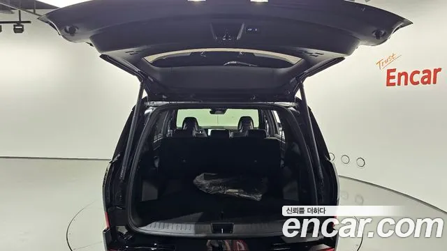 Hyundai Santafe Santa Fe (MX5) Бензин 2.5T 2WD — Фото автомобиля 22