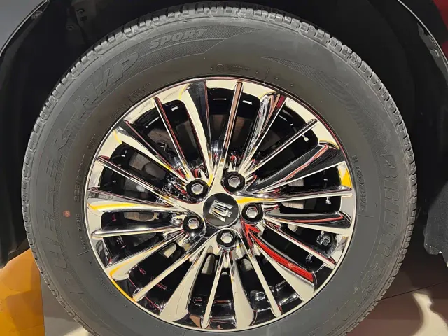 Toyota Vellfire — Фото автомобиля 5