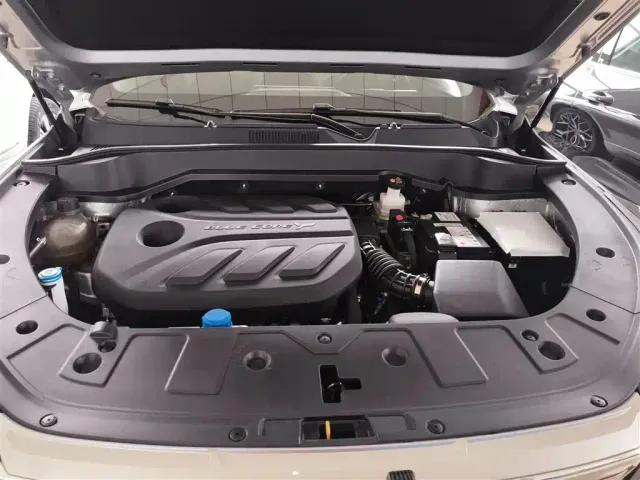 Changan Z6 — Фото автомобиля 19