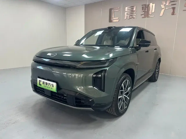 Фотография автомобиля — GAC Trumpchi Xiangwang S7
