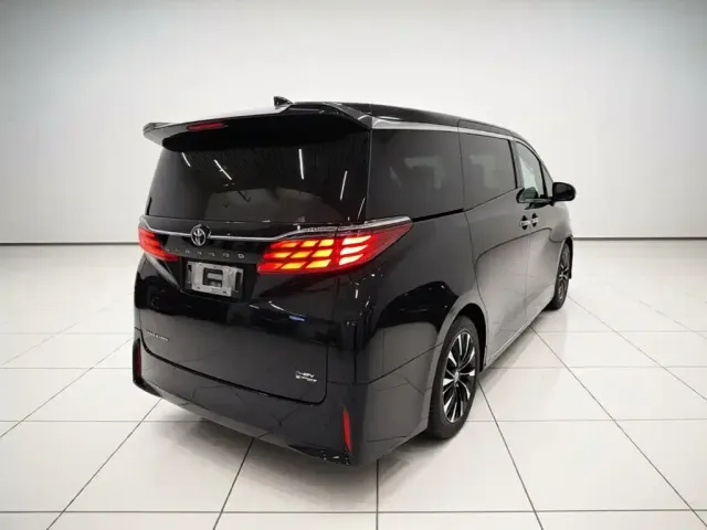 Toyota Alphard — Фото автомобиля 6