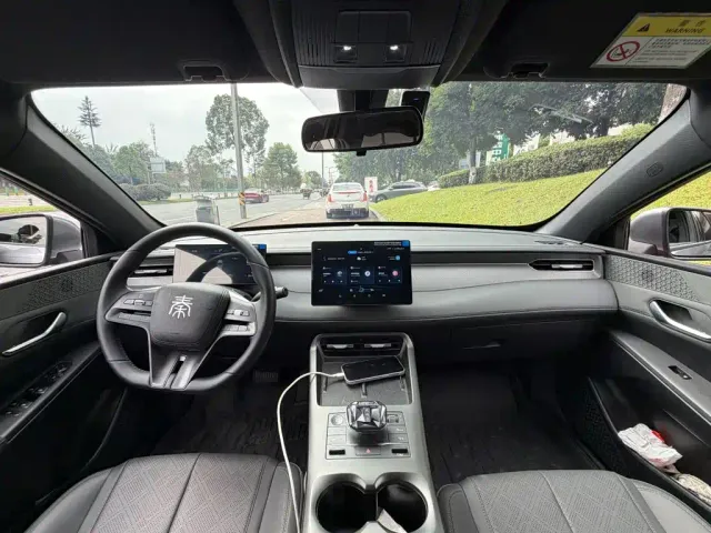 BYD Qin PLUS — Фото автомобиля 13
