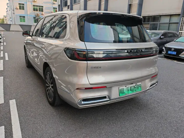 Geely Galaxy M9 — Фото автомобиля 5