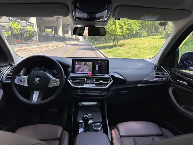 BMW X3 — Фото автомобиля 16