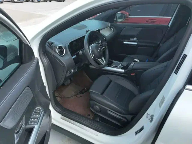 Mercedes-Benz GLA-Class — Фото автомобиля 10