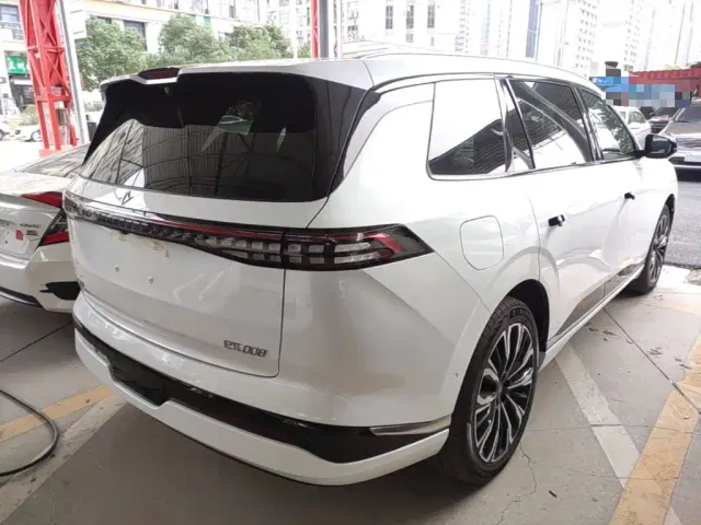 Dongfeng eπ 008 — Фото автомобиля 6