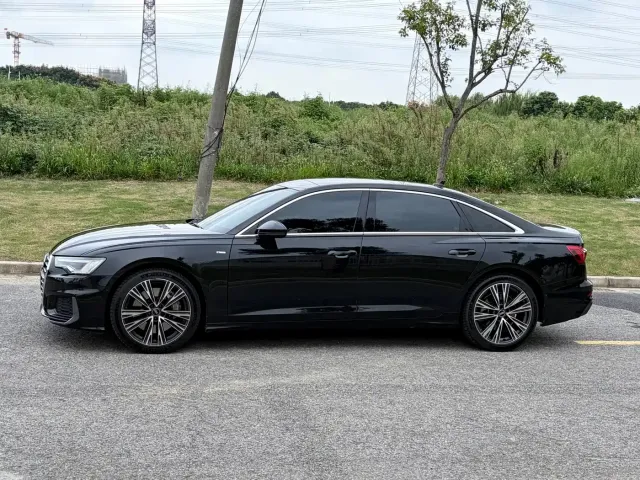 Audi A6L — Фото автомобиля 4