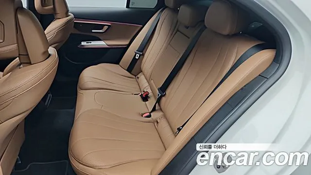 Mercedes-Benz E-Class W214 — Фото автомобиля 9