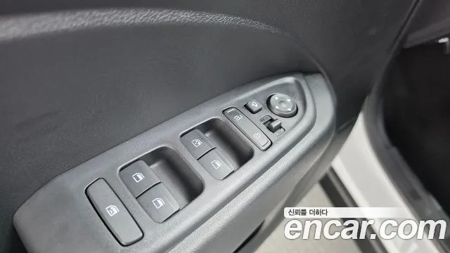 Hyundai Venue Venue 1.6 Modern Plus — Фото автомобиля 29