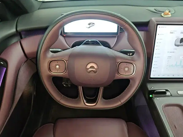 Nio ET5 Touring — Фото автомобиля 10