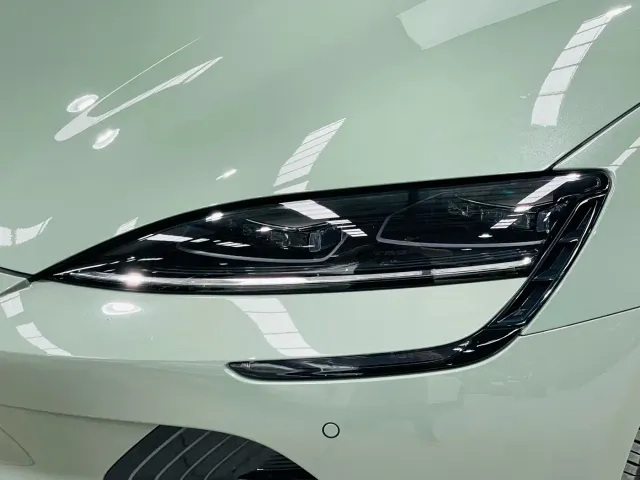 BYD Seal — Фото автомобиля 10